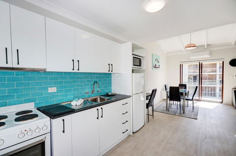 West Beach Lagoon 218 - Outstanding Value! - Holiday Find 7