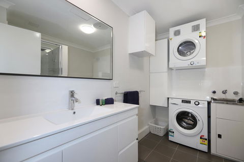 West Beach Lagoon 218 - Outstanding Value! - Holiday Find 11