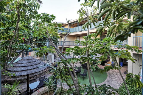 West Beach Lagoon 208 â€“ Great Value! - Holiday Find 24