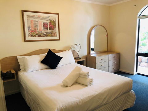 West Beach Lagoon 208 â€“ Great Value! - Holiday Find 2