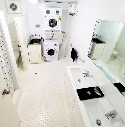 West Beach Lagoon 107 - Great Value - Holiday Find 9