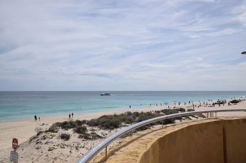 West Beach Lagoon 107 - Great Value - Holiday Find 17