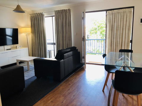 West Beach Lagoon 107 - Great Value - Holiday Find 7