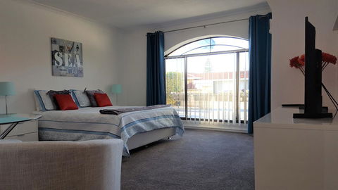 Palm Beach Bed & Breakfast - Holiday Find 29