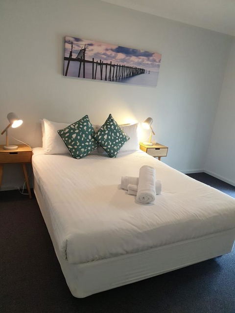 West Beach Lagoon 204 â€“ Ground Floor - Holiday Find 5