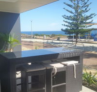 Mandurah beach front apartment - Holiday Find