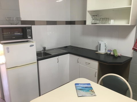 Esperance Central Accommodation - Holiday Find 30