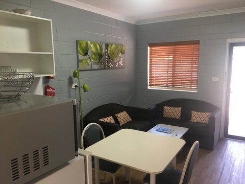 Esperance Central Accommodation - Holiday Find 39