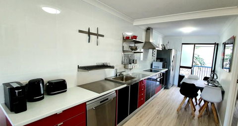 West Beach Lagoon 211 â€“ Great Views - Holiday Find 3