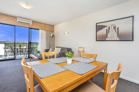 508 Stupendous Sunsets & Views Pool Gym Parking - Holiday Find 7
