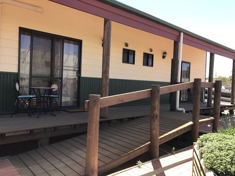 Sabai Accommodation - Holiday Find 26