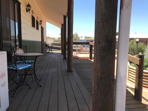Sabai Accommodation - Holiday Find 27