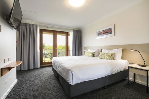 Nightcap At The Ship Inn - Holiday Find 18