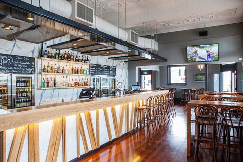 Nightcap At The Ship Inn - Holiday Find 34