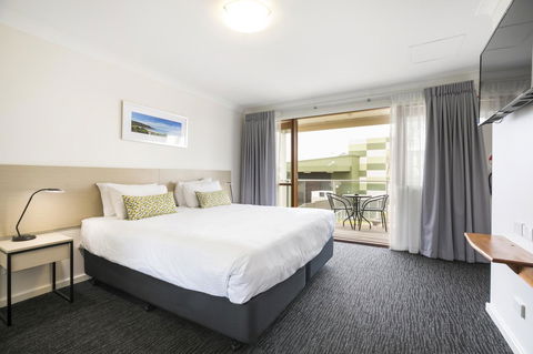 Nightcap At The Ship Inn - Holiday Find 22