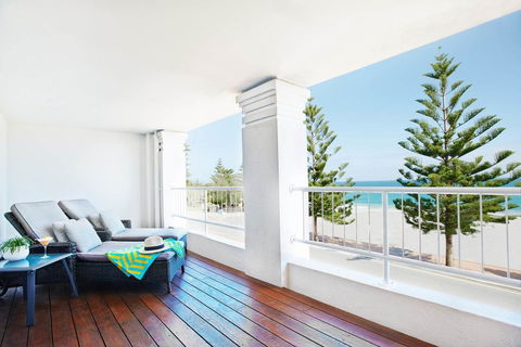 Cottesloe Beach Hotel - Holiday Find 29
