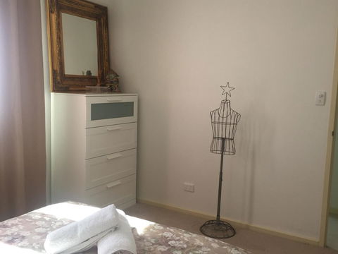 Bright & Beautiful Home On The Hills! - Holiday Find 18
