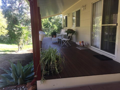 Bright & Beautiful Home On The Hills! - Holiday Find 2