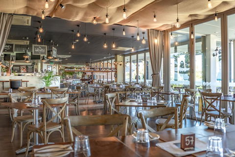 Mullaloo Beach Hotels & Apartments - Holiday Find 11