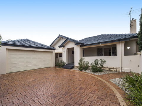 Luxury Federation Style Home - Sleeps 10 - Holiday Find 18