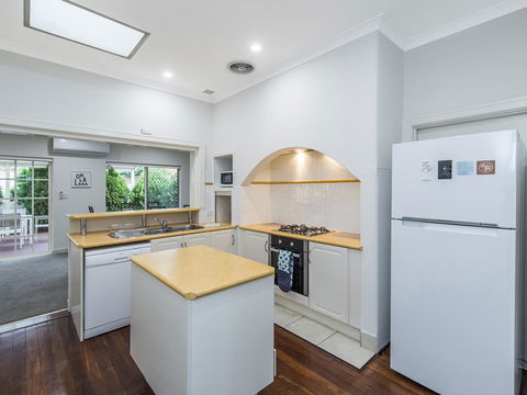 Luxury Federation Style Home - Sleeps 10 - Holiday Find 6