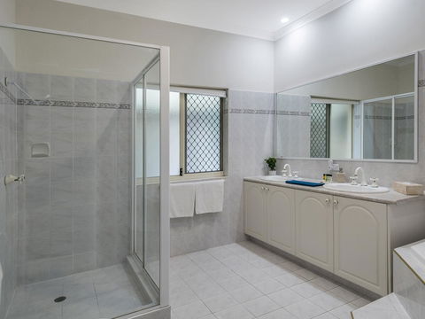 Luxury Federation Style Home - Sleeps 10 - Holiday Find 13