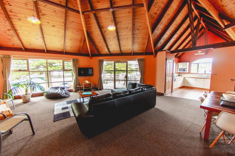 Esperance Foreshore Apartments - Holiday Find 20