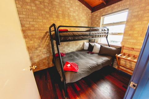 Esperance Foreshore Apartments - Holiday Find 39