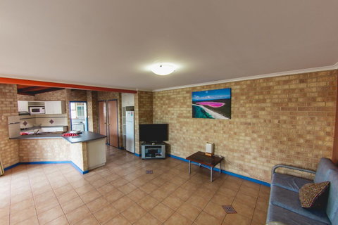 Esperance Foreshore Apartments - Holiday Find 5