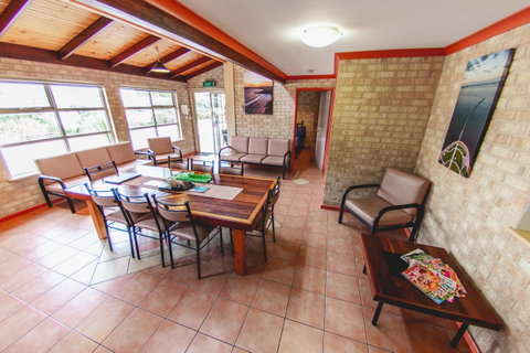 Esperance Foreshore Apartments - Holiday Find 9