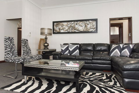 Big House Heated Pool 11 Beds Como / South Perth / Applecross - Holiday Find 7