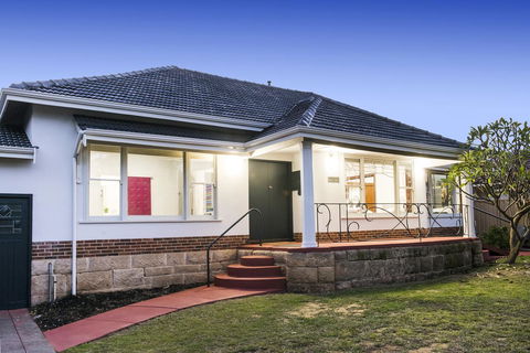 Big House Heated Pool 11 Beds Como / South Perth / Applecross - Holiday Find 5