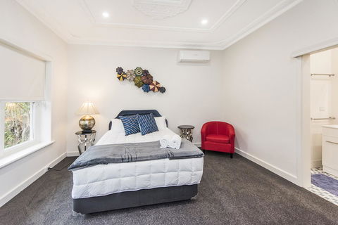 Big House Heated Pool 11 Beds Como / South Perth / Applecross - Holiday Find 14