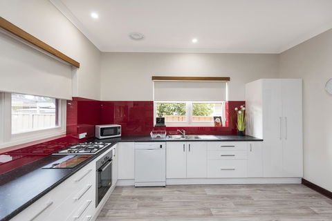 Big House Heated Pool 11 Beds Como / South Perth / Applecross - Holiday Find 8