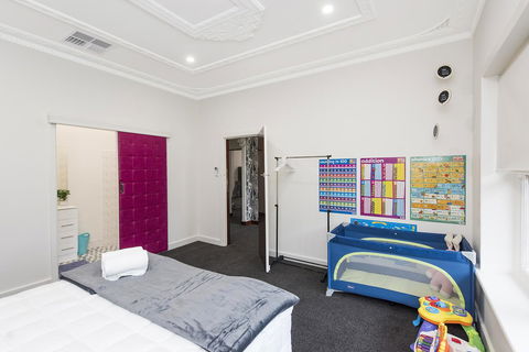Big House Heated Pool 11 Beds Como / South Perth / Applecross - Holiday Find 15