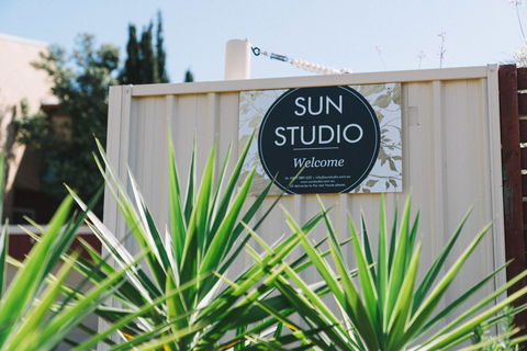 Sun Studio - Holiday Find 8