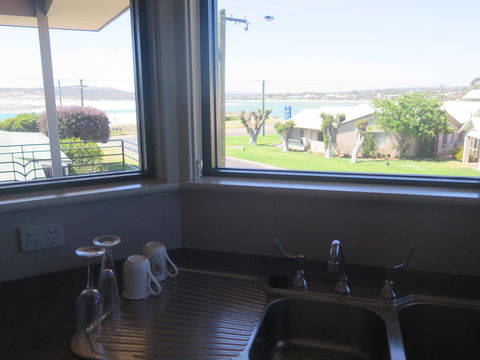 Kalbarri Riverfront Unit - Holiday Find 7