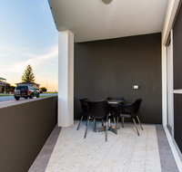 Reflections By Rockingham Apartments - Holiday Find