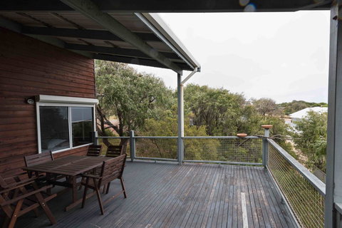 Peppy Beach Ocean Views - Holiday Find 0