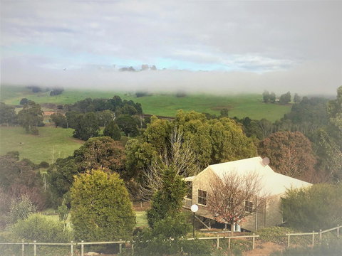 Balingup Highview Chalets - Holiday Find 19