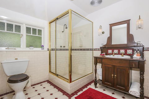Rosebridge House Bed & Breakfast Adult Retreat - Holiday Find 25