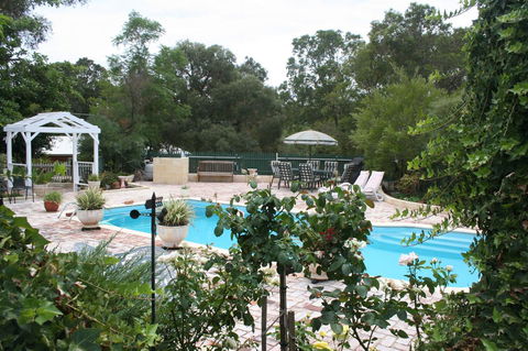 Rosebridge House Bed & Breakfast Adult Retreat - Holiday Find 2