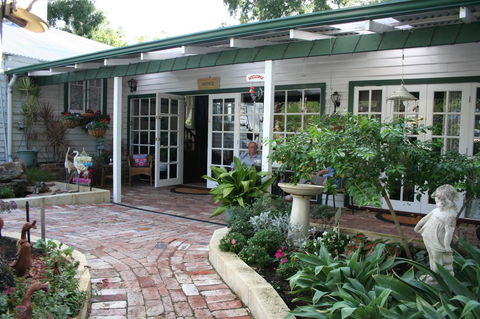 Rosebridge House Bed & Breakfast Adult Retreat - Holiday Find 1