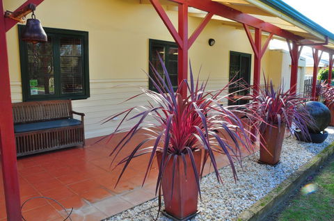 Busselton Guest House - Holiday Find 3