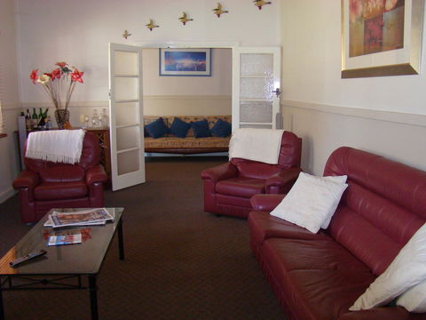 Busselton Guest House - Holiday Find 22