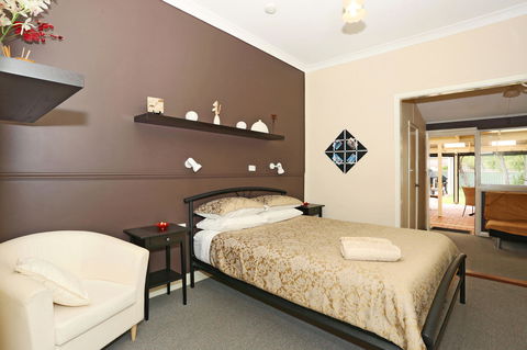 Busselton Guest House - Holiday Find 25