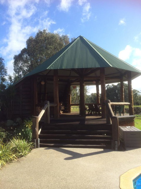 Nivalis Bed And Breakfast - Holiday Find 38