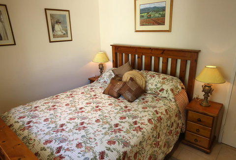 Nivalis Bed And Breakfast - Holiday Find 39