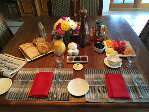 Nivalis Bed And Breakfast - Holiday Find 27