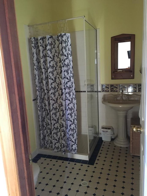 RoseMoore Bed & Breakfast - Holiday Find 3